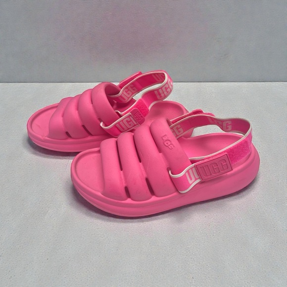 UGG Shoes - **like new** UGG Women’s Vibrant Pink Sandals